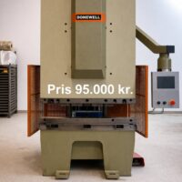 brugt Donewell kantpresse front - 25 ton 1000 mm